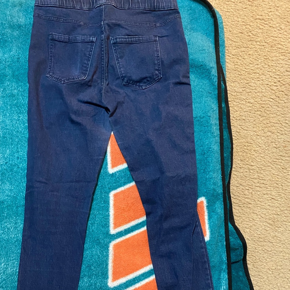 I am selling some blue Jeans
